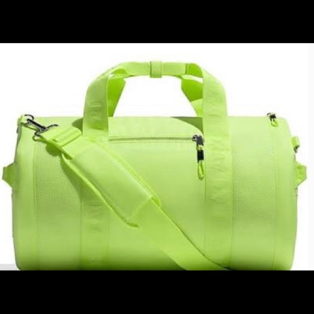 IVY PARK DUFFEL BAG - Picture 2 of 4